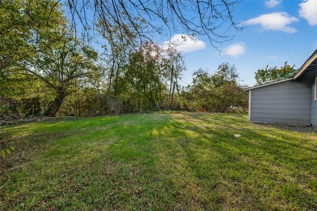 6058 Glenhurst Drive, Houston, TX 77033