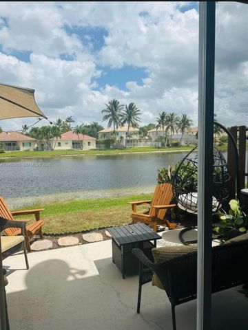 3776 San Simeon Cir, Weston, FL 33331