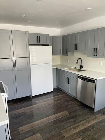 2350 SW 26th Ln, Miami, FL 33133