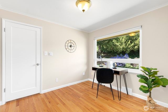 1429 SW 170th Street, Normandy Park, WA 98166