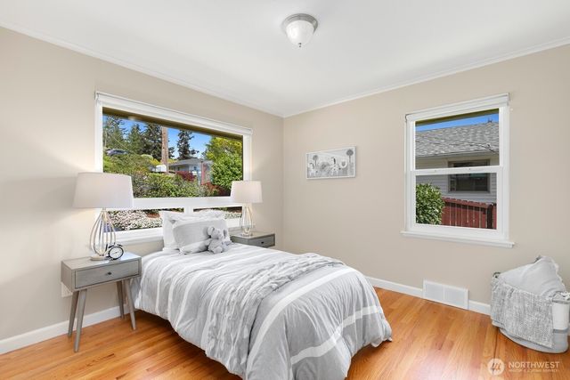 1429 SW 170th Street, Normandy Park, WA 98166