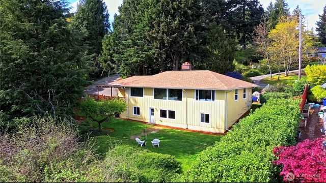 1429 SW 170th Street, Normandy Park, WA 98166
