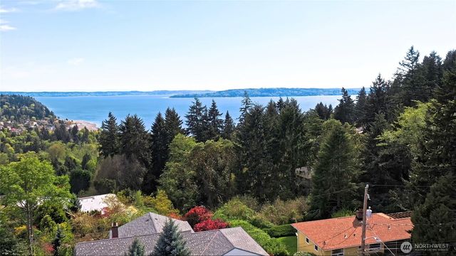 1429 SW 170th Street, Normandy Park, WA 98166