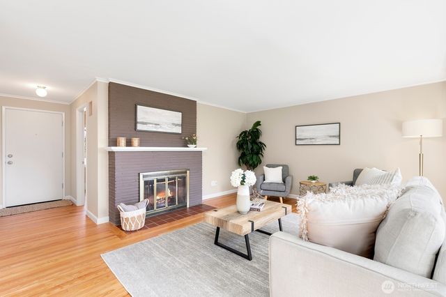 1429 SW 170th Street, Normandy Park, WA 98166