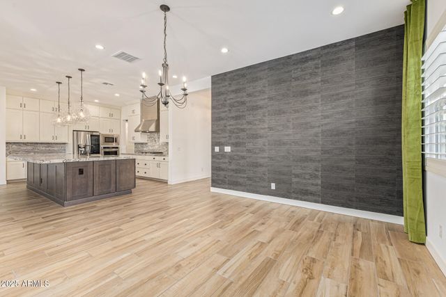 11097 N SPEARFISH Street, Surprise, AZ 85388