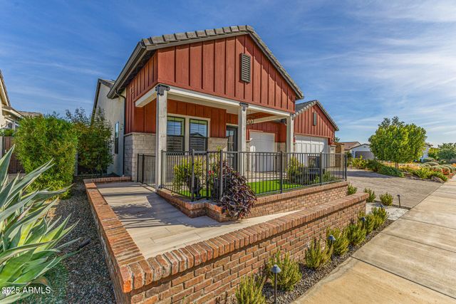 11097 N SPEARFISH Street, Surprise, AZ 85388