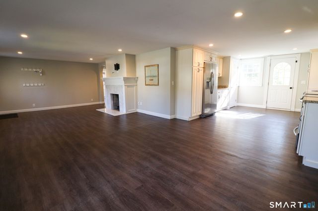 66 Nehantic Drive, East Lyme, CT 06357