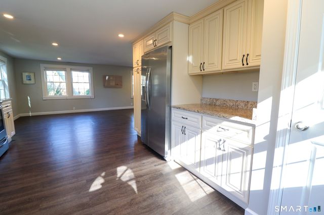 66 Nehantic Drive, East Lyme, CT 06357