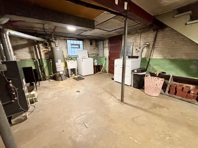 1540 Cuyler Avenue, Berwyn, IL 60402