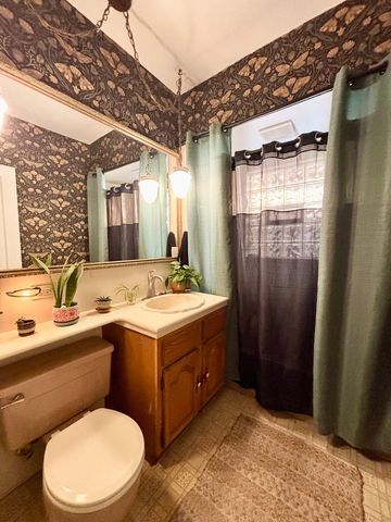 1540 Cuyler Avenue, Berwyn, IL 60402