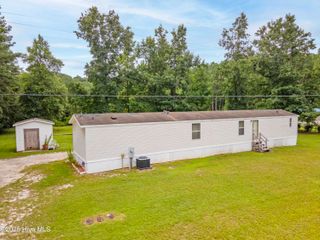 5589 Burgaw Highway, Maple Hill, NC 28454