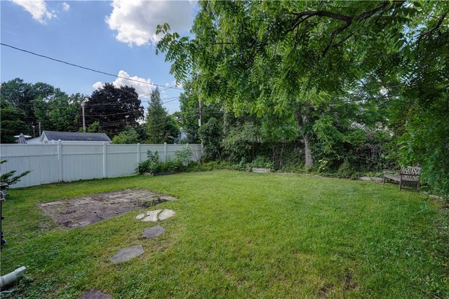 52 Edgemont Road, Rochester, NY 14620