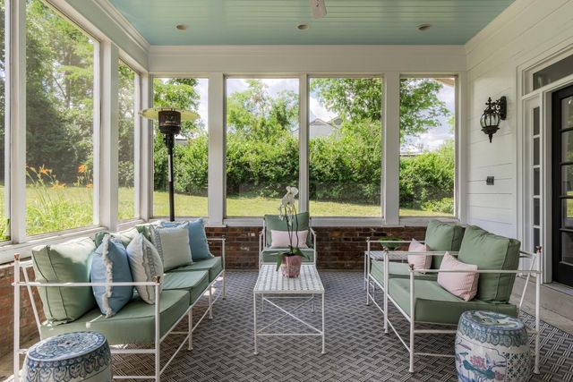 3616 Hoods Hill Rd, Nashville, TN 37215