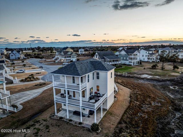 1206 Pinnacle Court, Morehead City, NC 28557