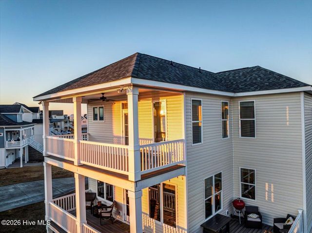 1206 Pinnacle Court, Morehead City, NC 28557