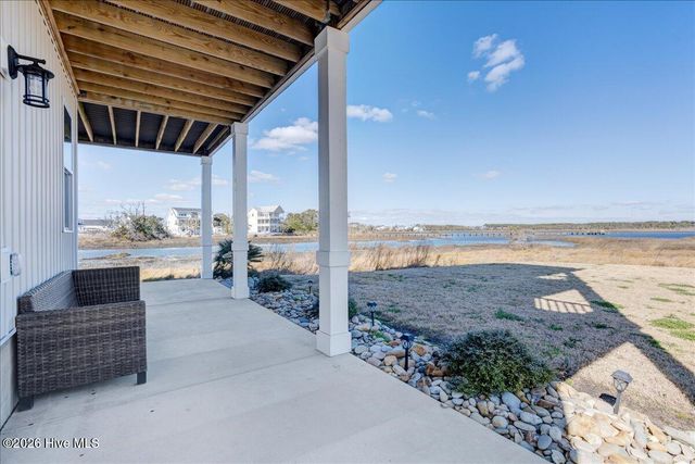 1206 Pinnacle Court, Morehead City, NC 28557