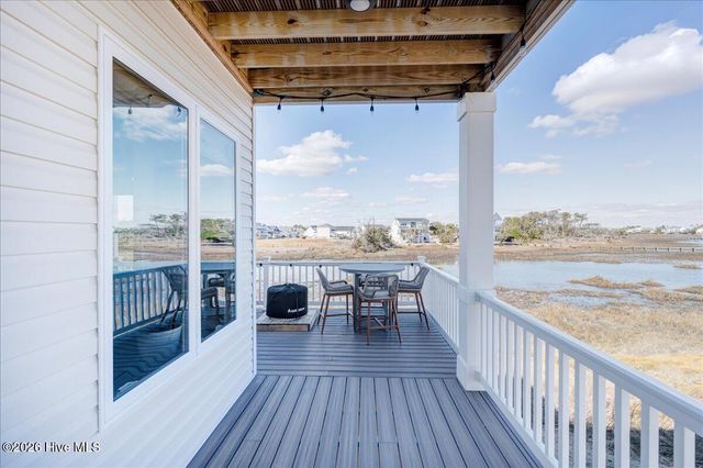 1206 Pinnacle Court, Morehead City, NC 28557