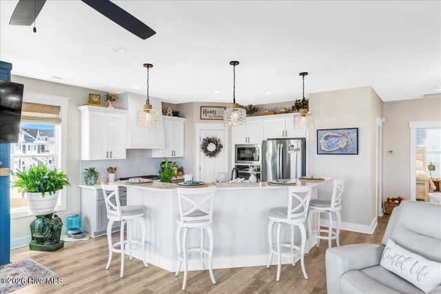 1206 Pinnacle Court, Morehead City, NC 28557