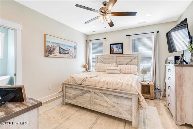 1206 Pinnacle Court, Morehead City, NC 28557