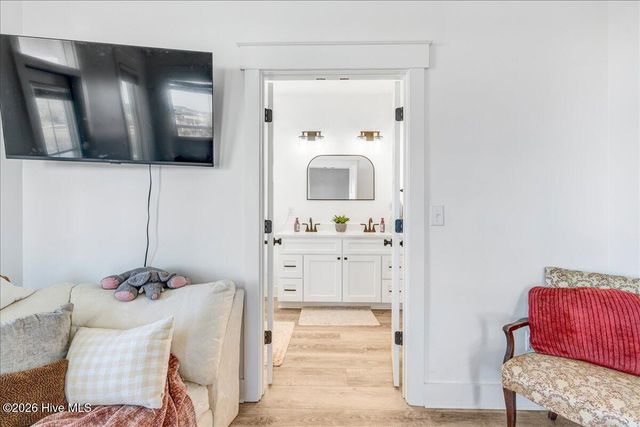 1206 Pinnacle Court, Morehead City, NC 28557