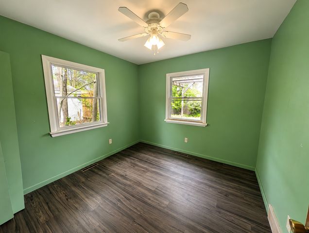 231 River Drive, Dekalb, IL 60115