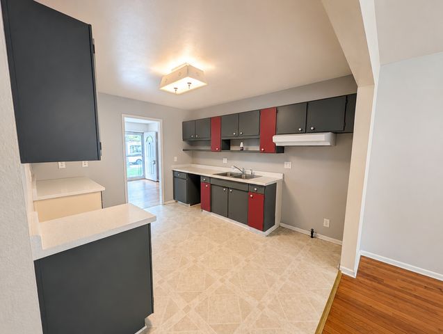 231 River Drive, Dekalb, IL 60115