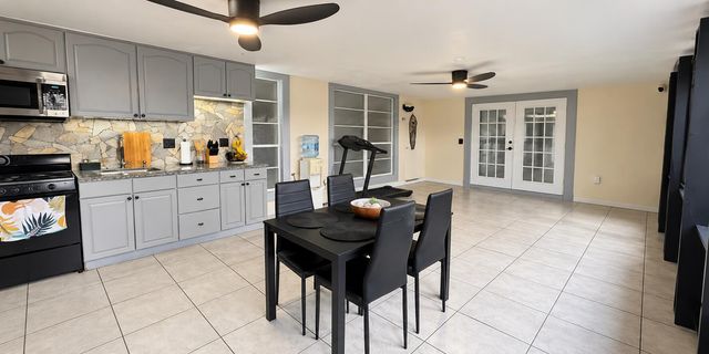 1034 MANOR Drive, Palm Springs, FL 33461