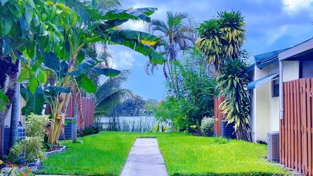 1034 MANOR Drive, Palm Springs, FL 33461