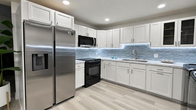 1034 MANOR Drive, Palm Springs, FL 33461