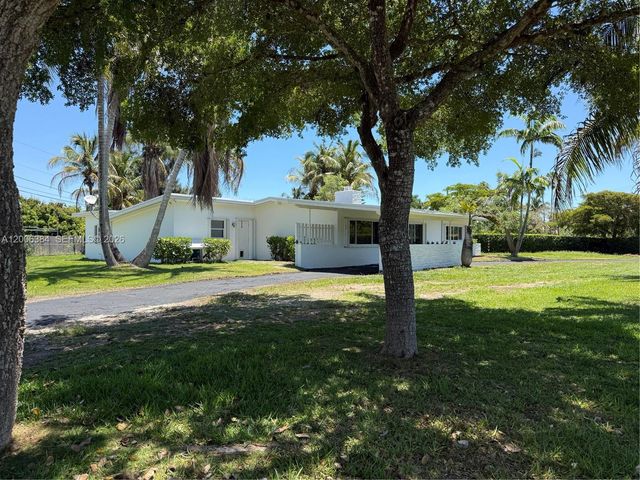 15395 SW 272nd St, Homestead, FL 33032