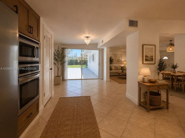 15395 SW 272nd St, Homestead, FL 33032