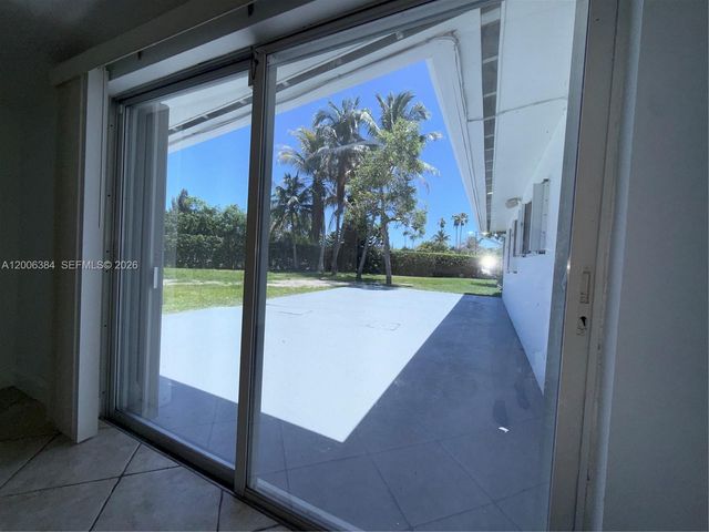 15395 SW 272nd St, Homestead, FL 33032