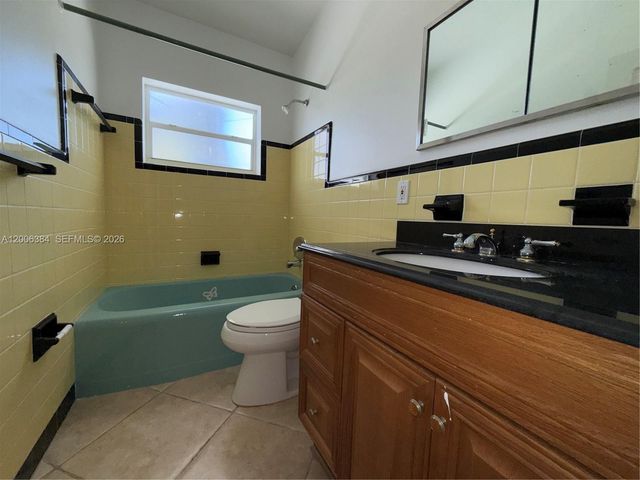 15395 SW 272nd St, Homestead, FL 33032