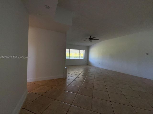 15395 SW 272nd St, Homestead, FL 33032