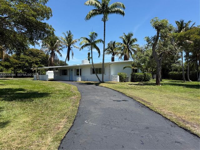 15395 SW 272nd St, Homestead, FL 33032