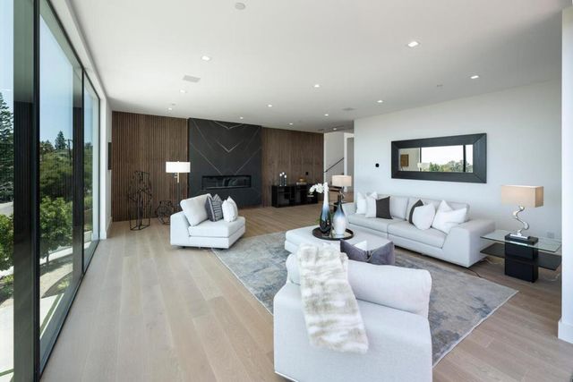 3964 Jefferson Avenue, Redwood City, CA 94062