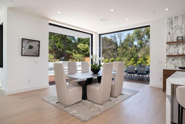 3964 Jefferson Avenue, Redwood City, CA 94062