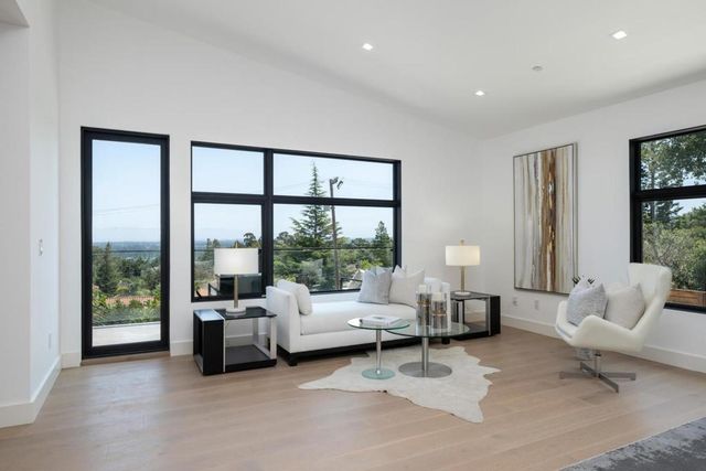 3964 Jefferson Avenue, Redwood City, CA 94062