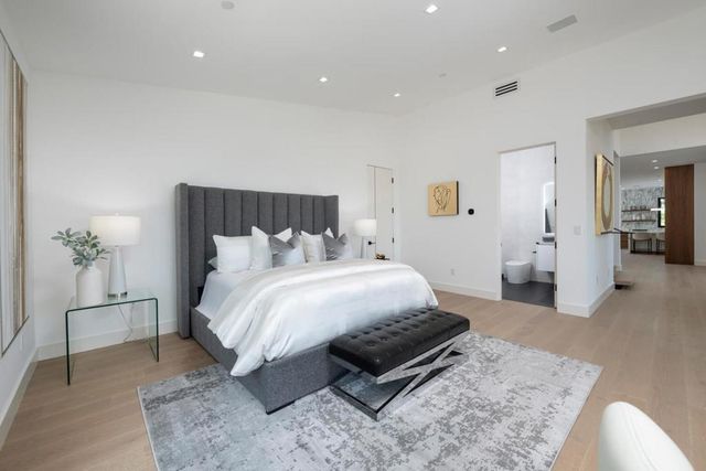 3964 Jefferson Avenue, Redwood City, CA 94062