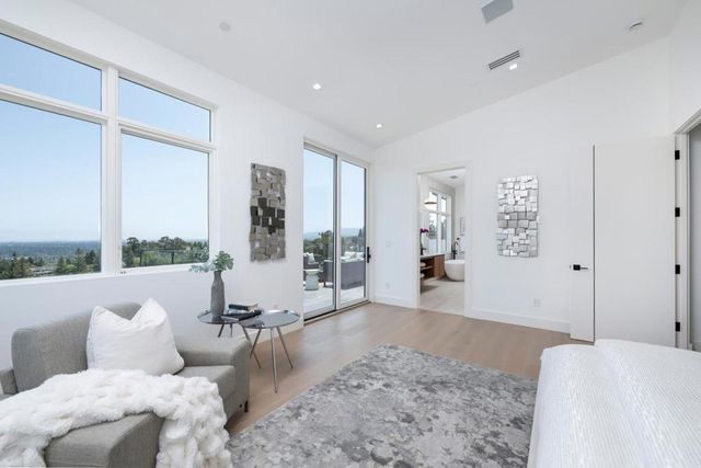 3964 Jefferson Avenue, Redwood City, CA 94062