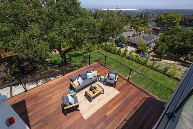 3964 Jefferson Avenue, Redwood City, CA 94062