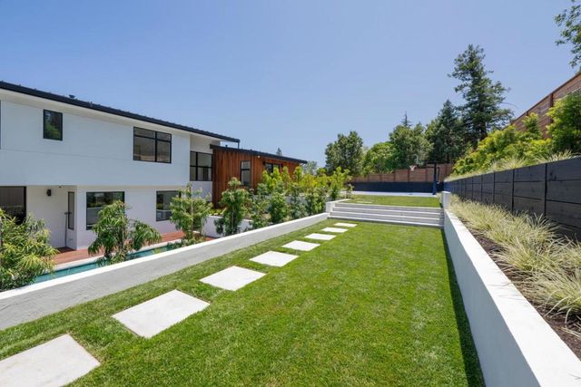 3964 Jefferson Avenue, Redwood City, CA 94062