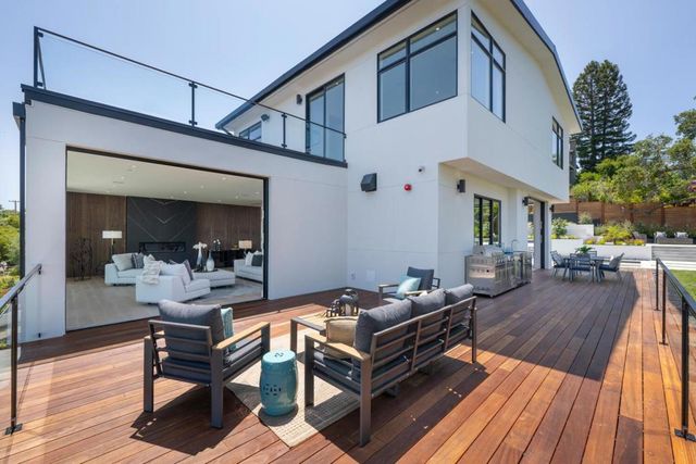 3964 Jefferson Avenue, Redwood City, CA 94062