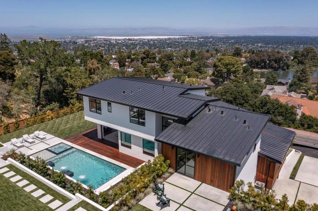 3964 Jefferson Avenue, Redwood City, CA 94062