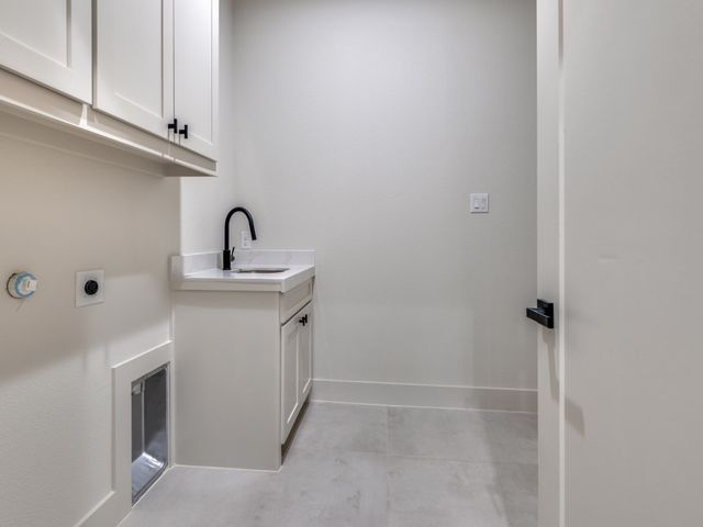 455 Whispering Way, Red Oak, TX 75154