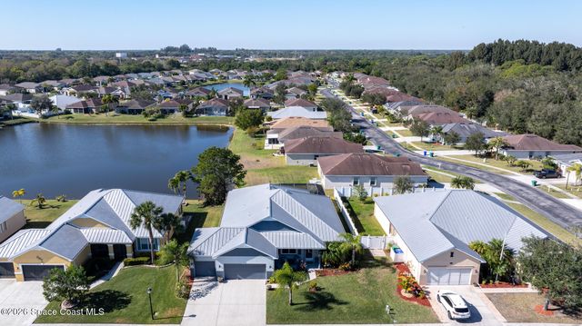 102 Salazar Lane, Sebastian, FL 32958