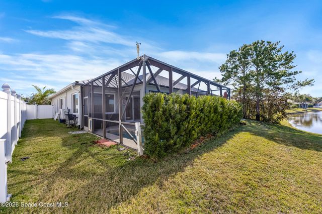 102 Salazar Lane, Sebastian, FL 32958