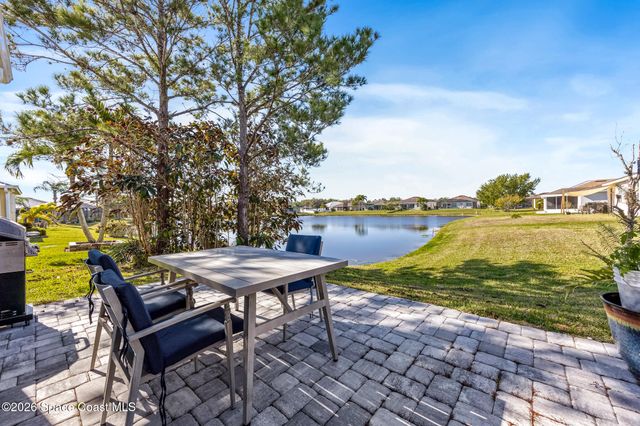 102 Salazar Lane, Sebastian, FL 32958