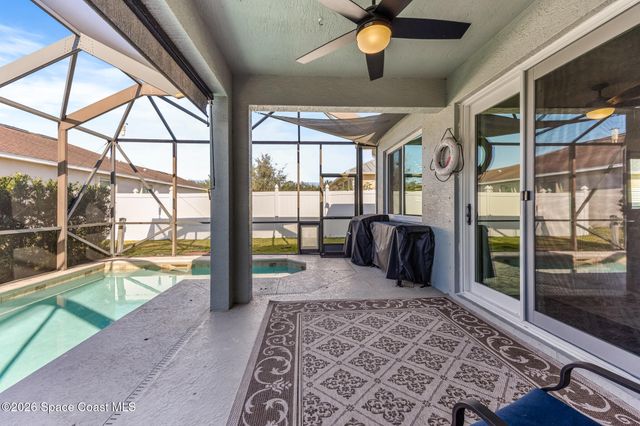 102 Salazar Lane, Sebastian, FL 32958