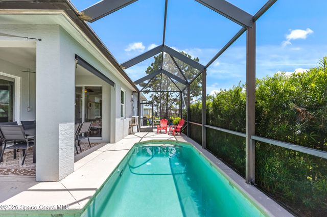 102 Salazar Lane, Sebastian, FL 32958